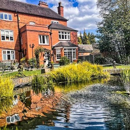 The Manor Guest House Cheadle  Exterior photo